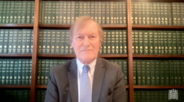 Sir David supports local pharmacies 